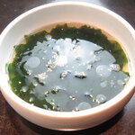 焼肉 高麗ガーデン - ワカメスープ