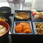 東魁楼 - 特別定食