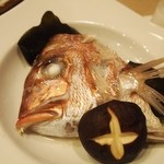 帆掛鮨 - 鯛の酒蒸し