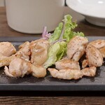 トリワイン ＰＩＫＯＳＨＨＨＵ - 丹波地鶏の焼鳥