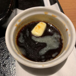 Ishiyaki Suteki Zei - ガーリックバター醤油。初めてです。焼肉のタレに感覚は似てます。