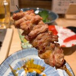 焼鳥 空 - 七本セット 1590円
      ハツ、極上もも、軟骨つくね、砂肝、ちょうちん、コーチンむね