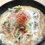 麺小僧 - ピリ辛塩ホルメン