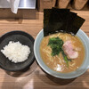 横浜ラーメン 渡来武 総本店