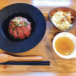 ステーキ丼とパフェ gift - 