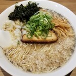 中華そば 六感堂‏ - 背脂焼鯖煮干そば