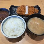 かつはな亭 - 上ロースかつランチ980円
