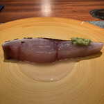 蒼 - 串本より神経締め　縞鯵
      お米と中国甘酒のソース