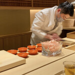 炎水 - 目の前で鰹節を削るところから始める