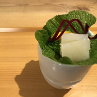 こまつ - なかなかに美味しく寝かせた烏賊　菜の花のたまごソースが春らしくて美味