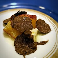 蒼 - 黒トリュフと自家製バター(尾藤農産2年熟成) きたあかり。シェフの作り立てのバター、大好物。清くスッと消える。あっまいキタアカリのジャガバタにトリュフ♡
