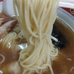 支那ソバ かづ屋 - 麺