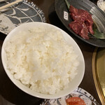 ひろ屋 - ライス大400円、中も注文