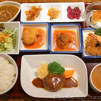 グリル満天星 麻布十番 新宿店 - ハンバーグ