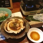 Izakaya Fujikko - お魚かなりおいしい☆
                        とくにタコゎ新鮮でおすすめ！