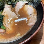 輝道家 - かえしの主張が強いスープ。