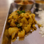 ナンディニ - ポリヤル