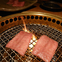 和牛とタン 焼肉 とみ 新橋本店 - 塩牛タン