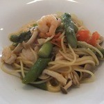 ANTICA OSTERIA DELL’ALBA - 小海老とアスパラとしめじ