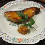 広尾 一会 - 炭火で焼いた鰆です。