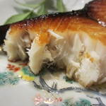 広尾 一会 - 脂がのってふっくらと焼きあがり、とてもおいしかった。