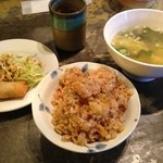 郭源治 台南担仔麺 - サラダ、炒飯、スープ