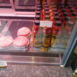 Peter Luger Steak House Tokyo - ソースも