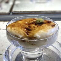 日本料理 TOBIUME - ◆天然　「焦げた醤油」・・ワ～～。器から溢れんばかりの「白子様」が。 この量を出して下さるのはこちらだけですね、嬉しい。^^