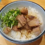らーめん もんつきかかか - ちゃーしゅーごはん