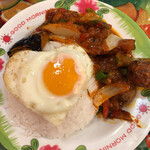 カジュアル タイ料理 カオサンカァ - 日替わりランチ 銀鱈と新ジャガとカボチャのレッドカレー炒め
