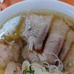 日陰 - チャーシュー