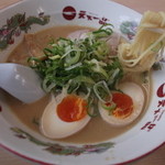 Tenka Ippin - 煮玉子ラーメン　７８０円
