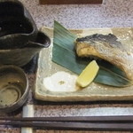 旬彩和食　あき山 - 鱸の塩焼き