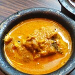 HOPPERS - フィッシュ：サワラを使ったココナッツベースのカレー