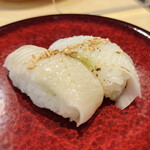 Kaitenzushi Honjin - 