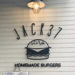 Jack37Burger - 外看板