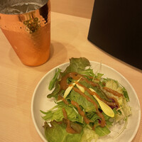 Uomi - セットのサラダ