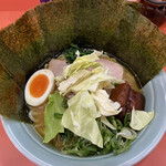 ラーメン よし家 - デラックス 980円