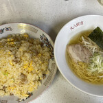 大八 - Aセット:塩ラーメン+チャーハン大盛り+¥150追加