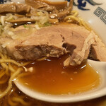 中華そば こましょう - 「中華そば 醤油 並」（780円）のチャーシュー