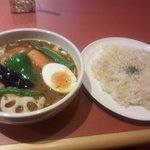 チュッタ 新居浜店 - 念願のスープカレー　「お願い！撤退しないで!!」