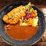 Infinity Curry and Cookie - ロースカツカレー(900円)