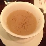 ブロシェット ボン ボン シン - 濃厚鶏スープ　飲んだ後の身体に染み渡るウマサ。