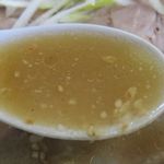 Takumiya - 塩スープは、白濁して少し茶色っぽい