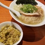 麺屋 六感堂 - 煮干ラーメン（しお）＋ヂャコと高菜の炊込みご飯（ハーフ）
