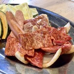 焼肉食堂 おおいり - 【和牛切り落とし定食】メインのお肉たち