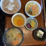 炭焼地鶏 山蔵 - 九穀米