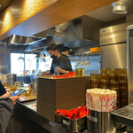 塩ラーメン あす流 - 配膳マチ…..･ヾ(  ๑´д`๑)ﾂ