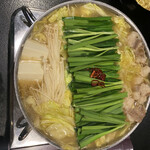 博多もつ鍋 徳永屋 - もつ鍋(醤油) 2人前