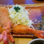 まるは食堂 - エビフライ